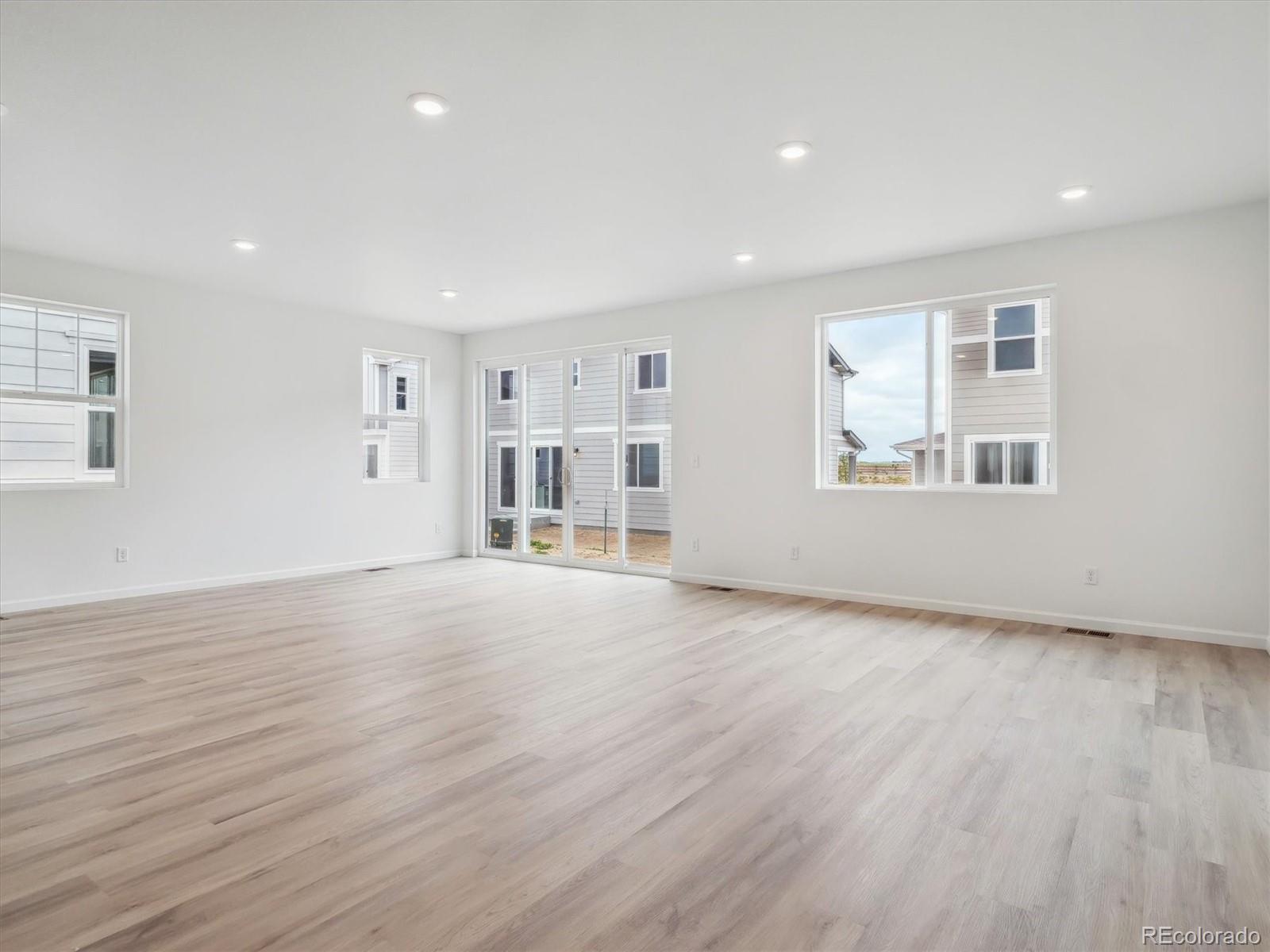 MLS Image #8 for 45916  gentry avenue,bennett, Colorado