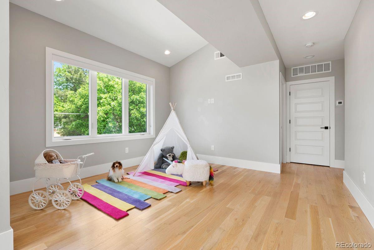 MLS Image #29 for 1500 s elizabeth street,denver, Colorado