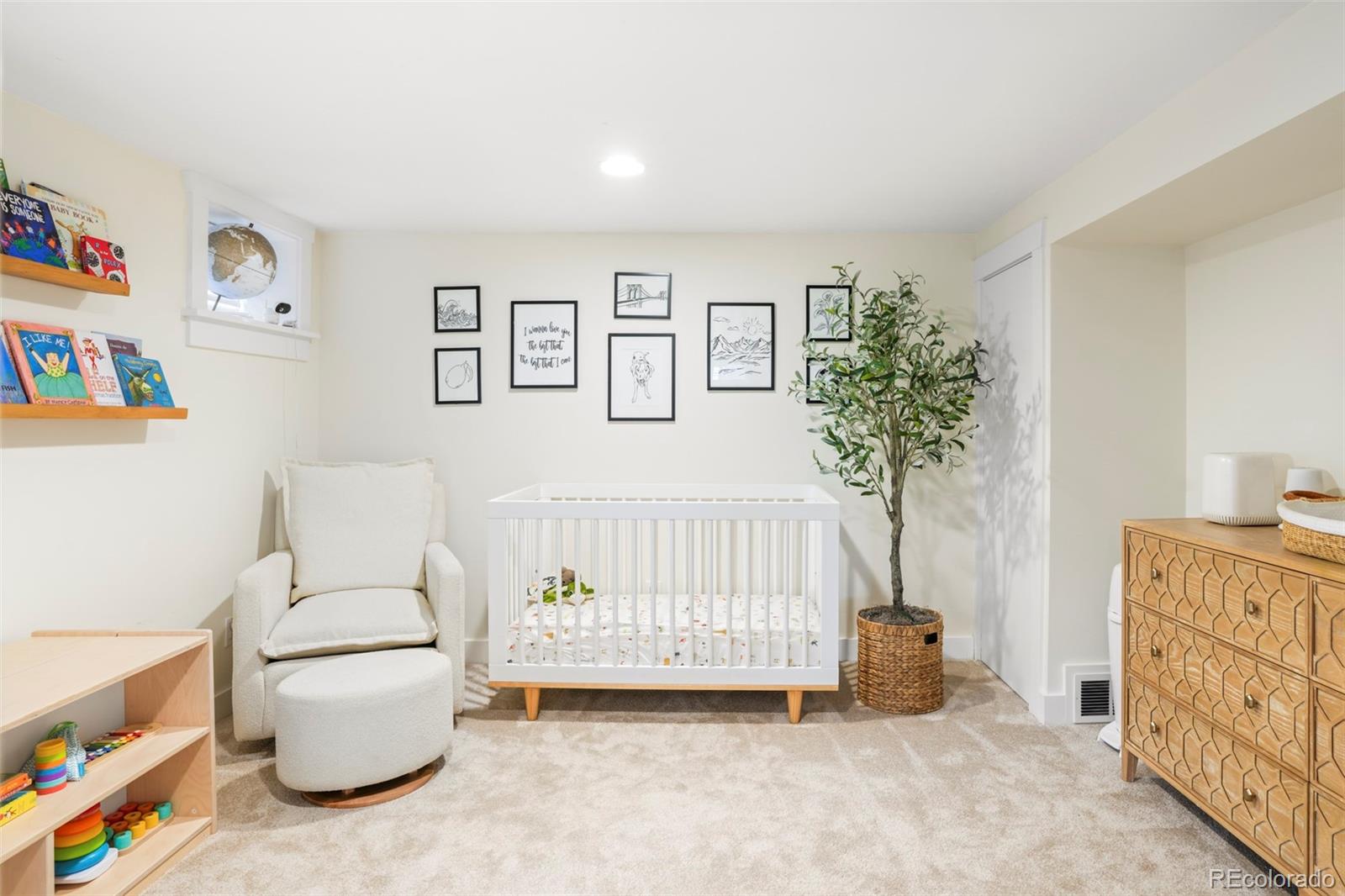 MLS Image #21 for 1767 s sherman street,denver, Colorado