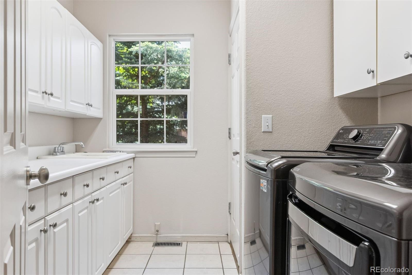 MLS Image #31 for 6393 s jamaica court,englewood, Colorado