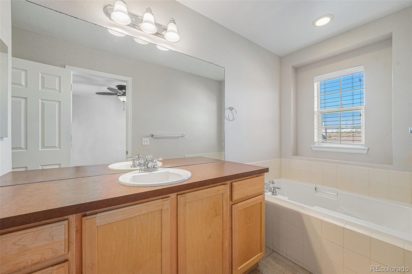 MLS Image #15 for 8735 e 29th place,denver, Colorado