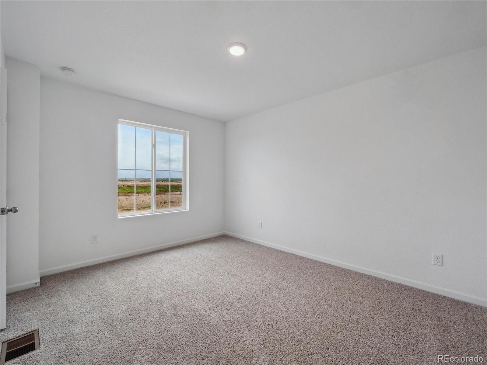 MLS Image #19 for 45909  wood thrush avenue,bennett, Colorado