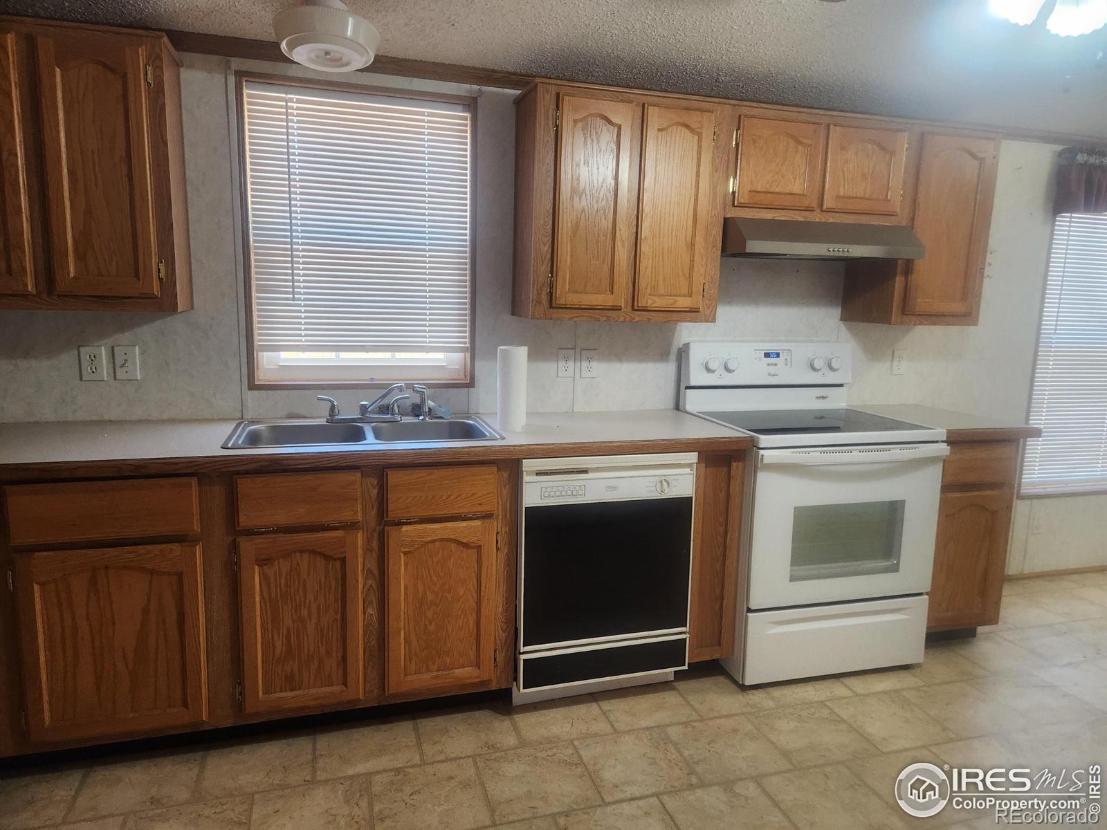 MLS Image #14 for 20940  mc kinley street,padroni, Colorado