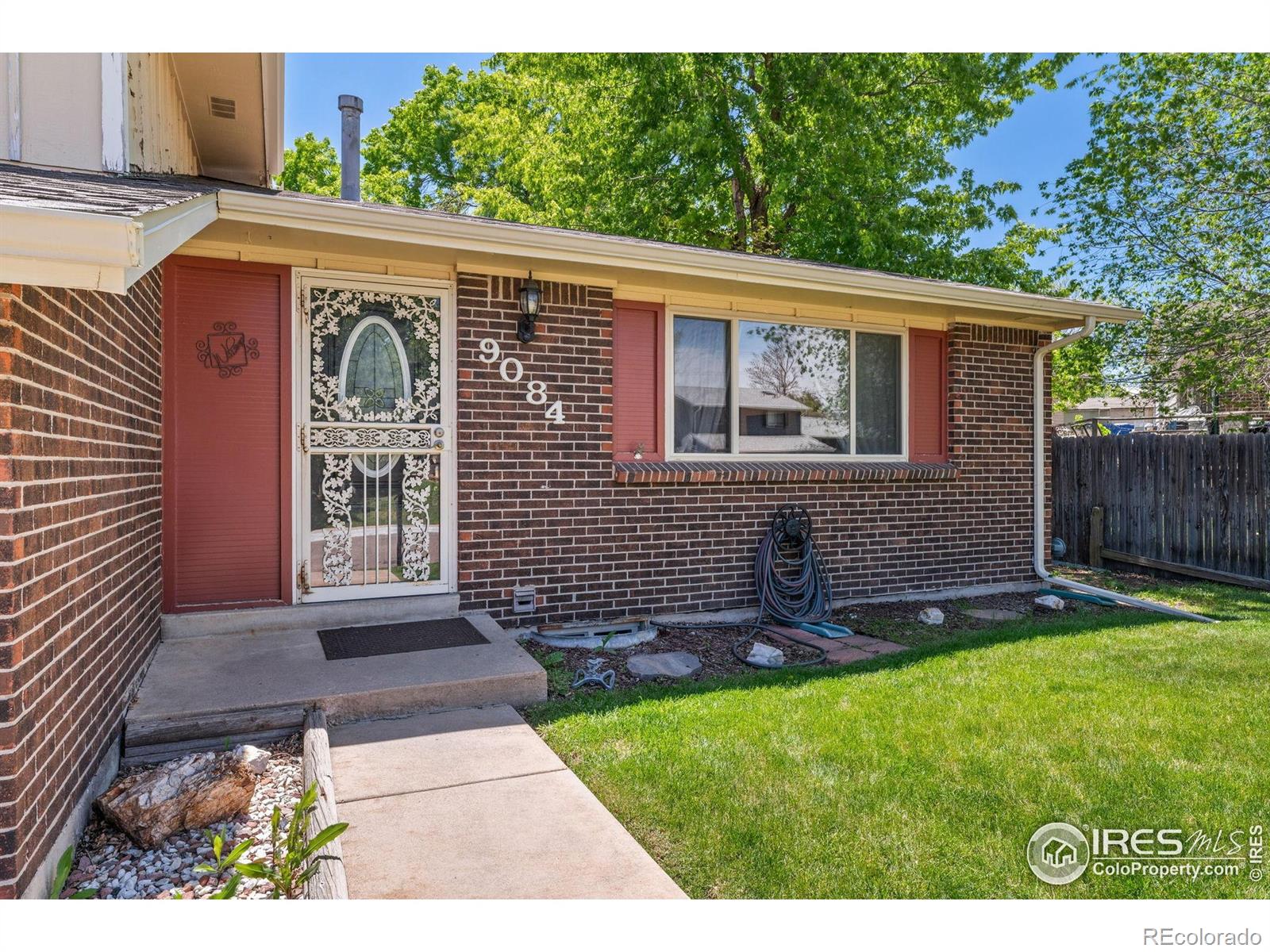 MLS Image #2 for 9084 w rice avenue,littleton, Colorado