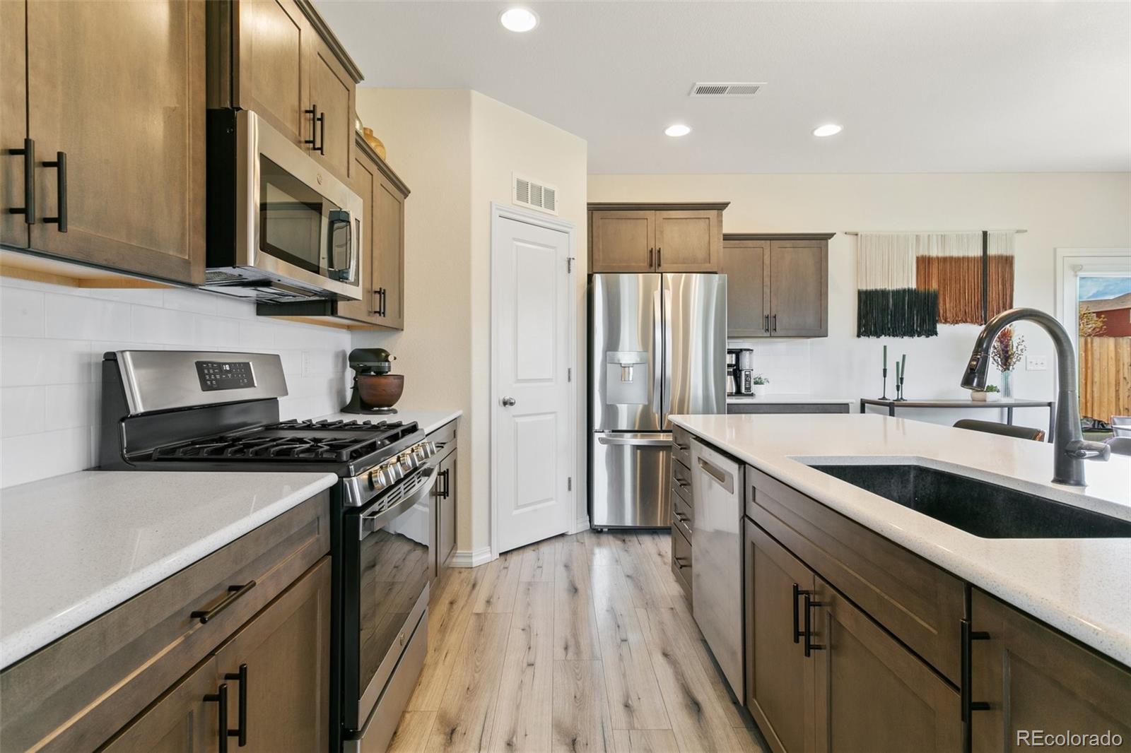 MLS Image #13 for 8161  berwyn loop,peyton, Colorado