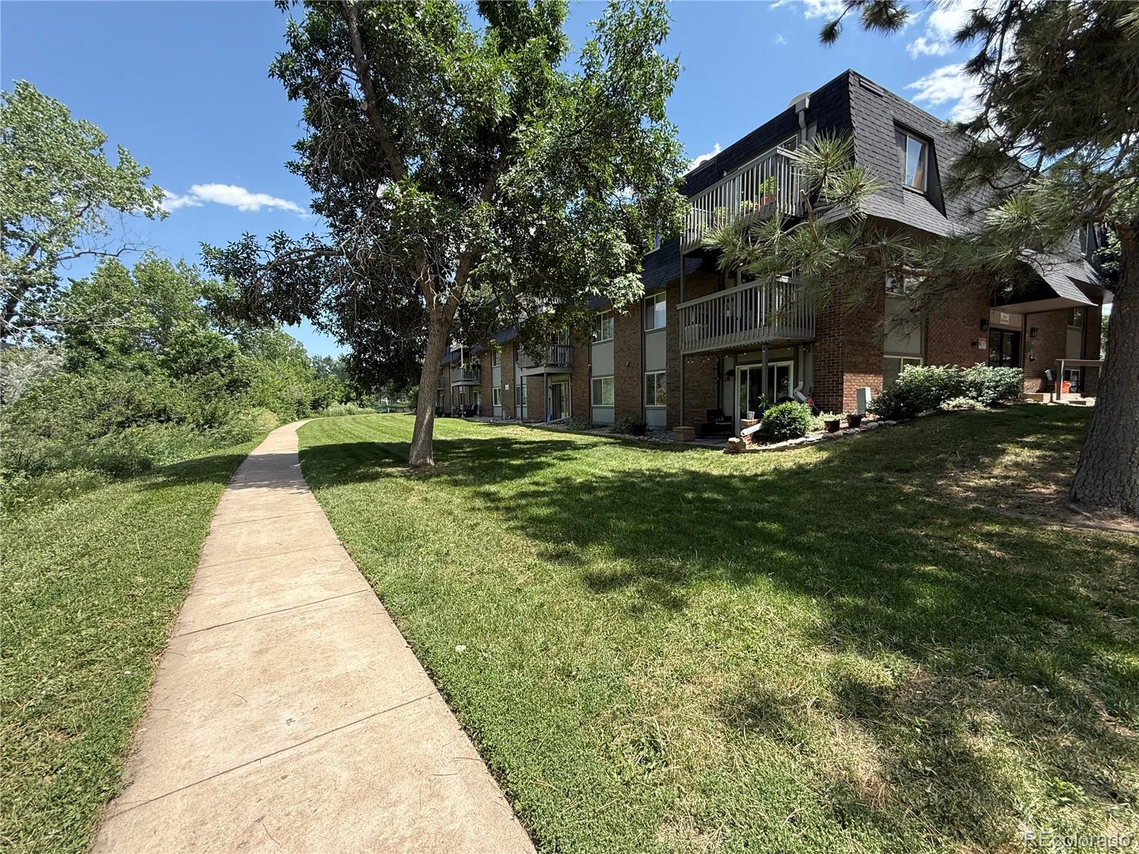 MLS Image #11 for 309 e highline circle 102,centennial, Colorado