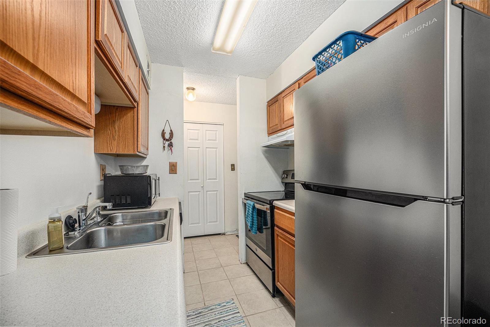 MLS Image #6 for 309 e highline circle 102,centennial, Colorado
