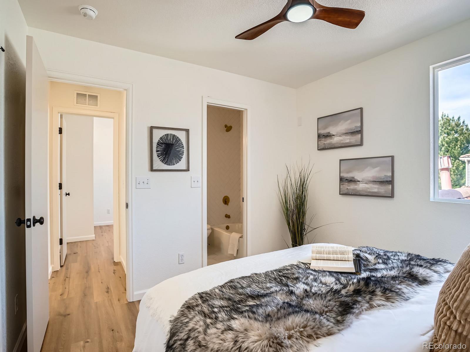 MLS Image #14 for 21472 e 46th avenue,denver, Colorado