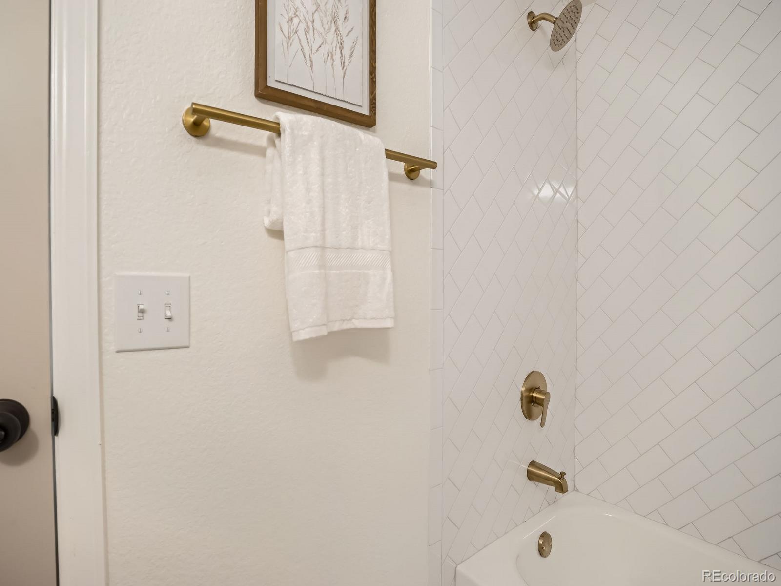 MLS Image #20 for 21472 e 46th avenue,denver, Colorado
