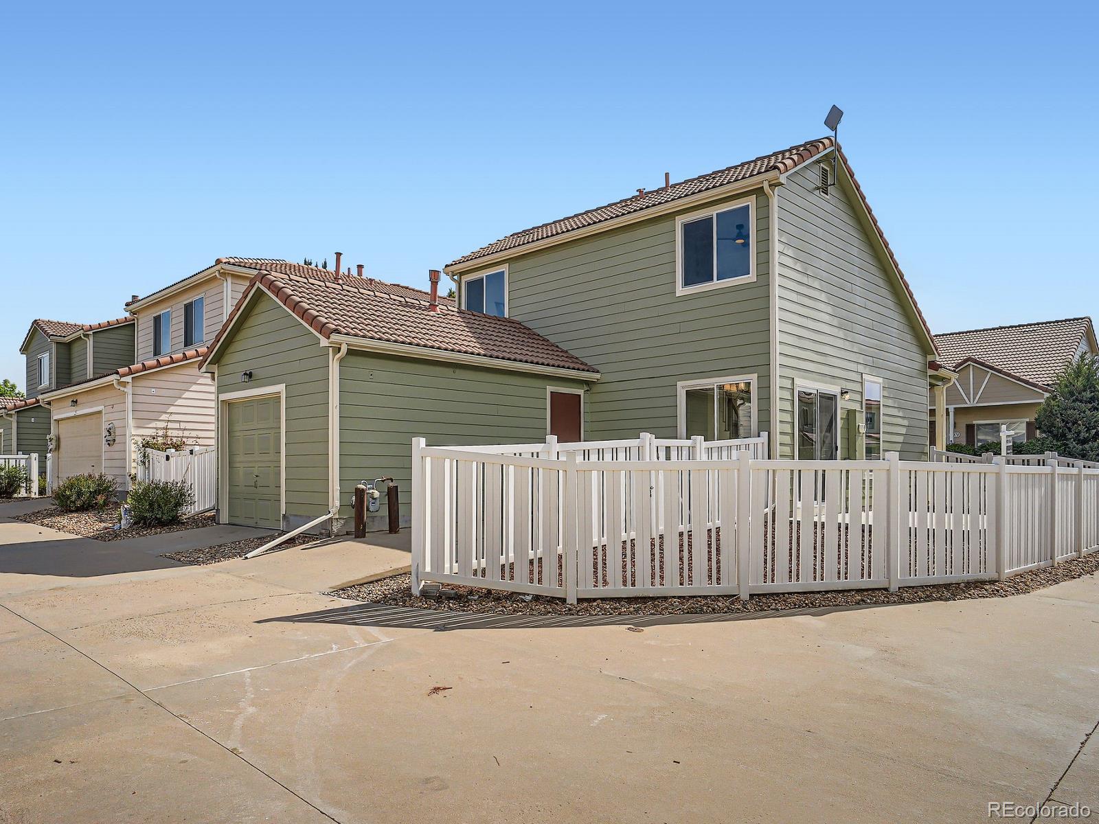 MLS Image #24 for 21472 e 46th avenue,denver, Colorado