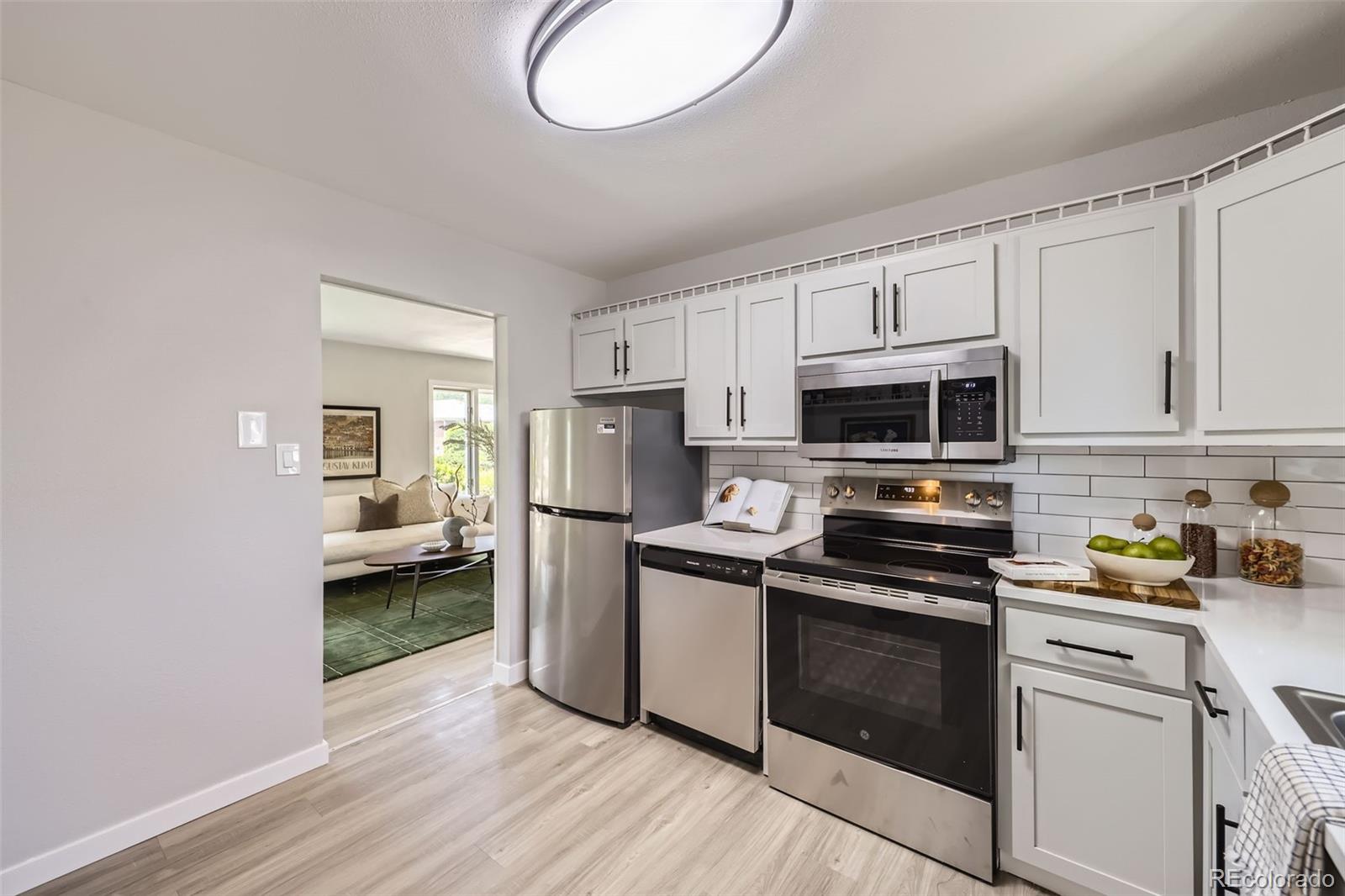 MLS Image #5 for 10712  larson drive,northglenn, Colorado