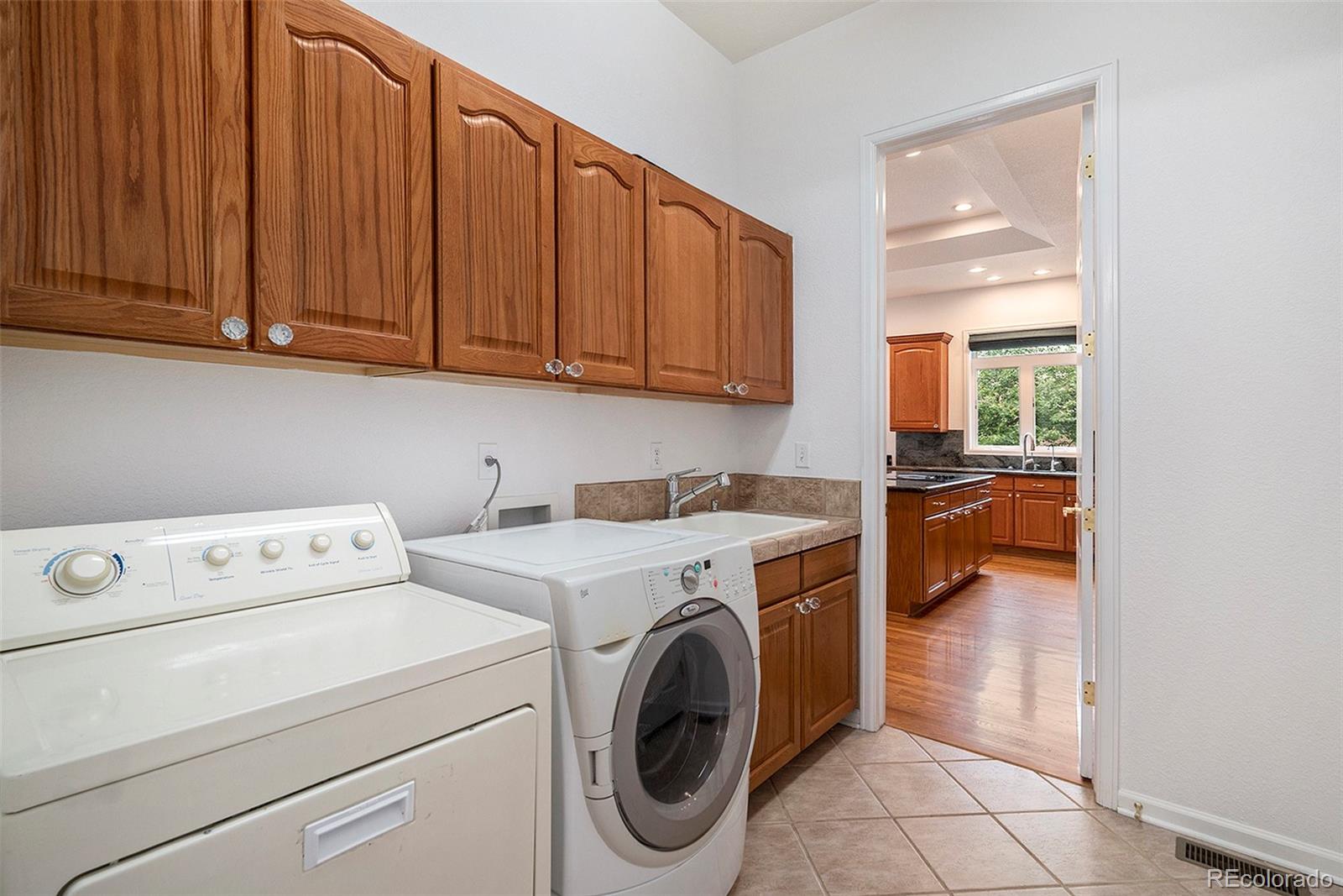 MLS Image #24 for 5924 s kittredge street,centennial, Colorado