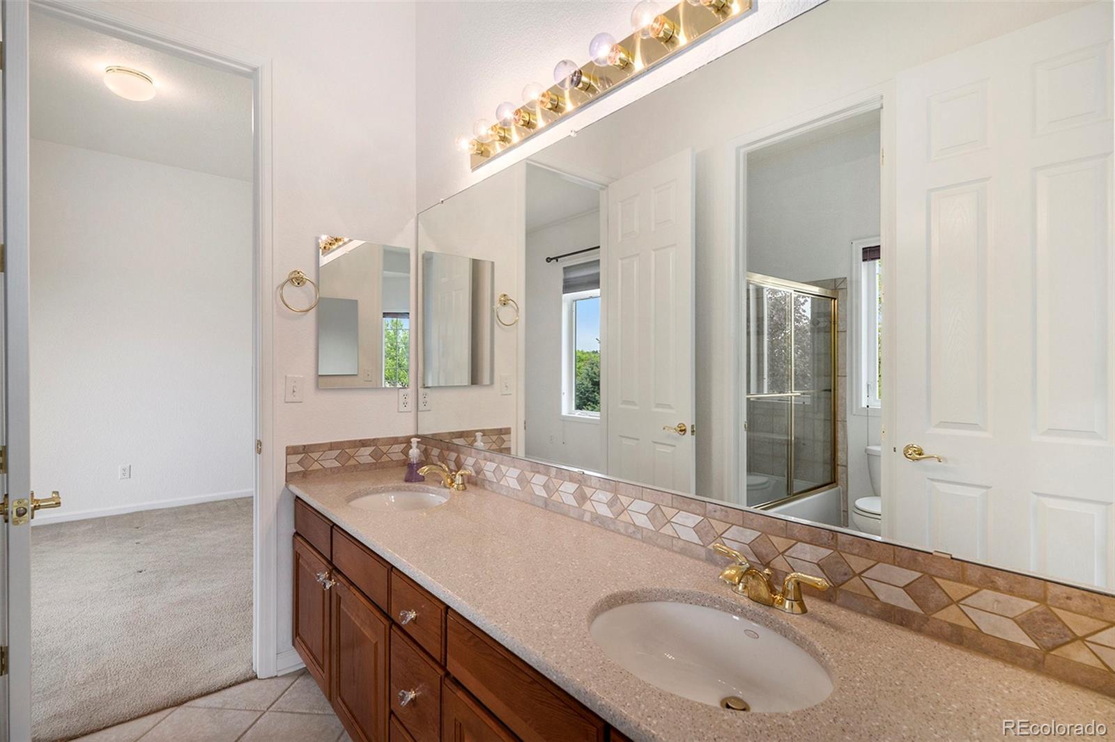 MLS Image #35 for 5924 s kittredge street,centennial, Colorado