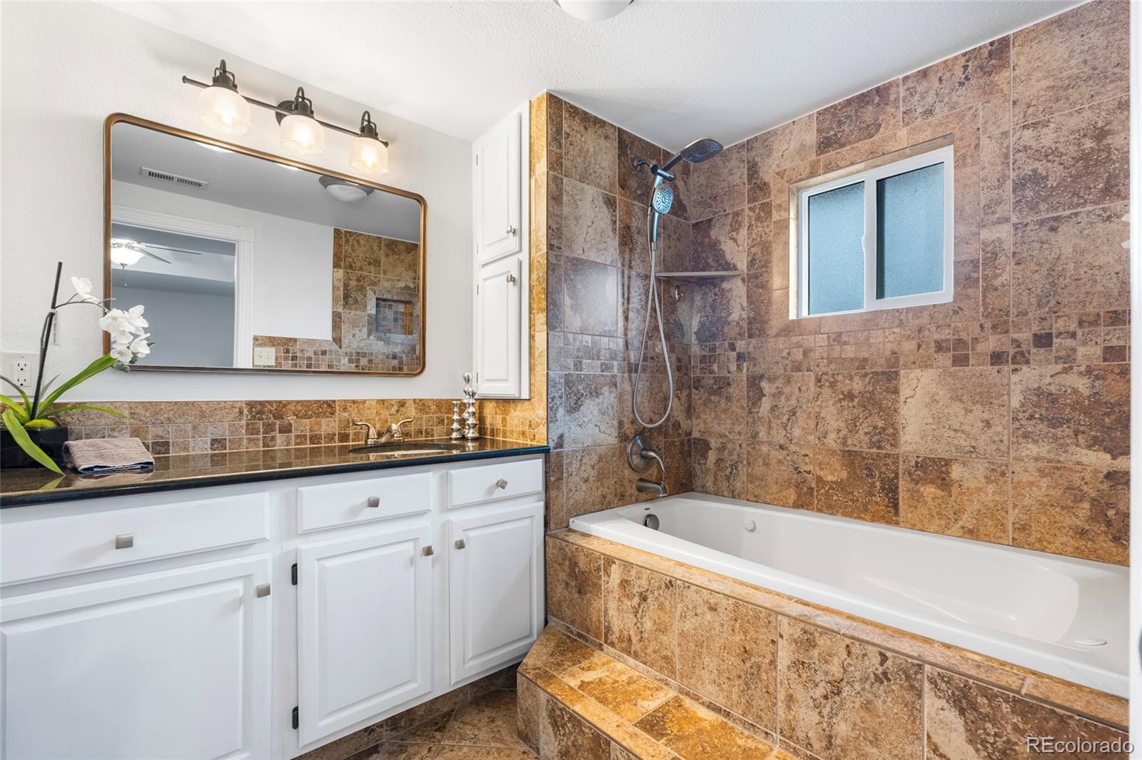 MLS Image #19 for 404 s jasmine street,denver, Colorado