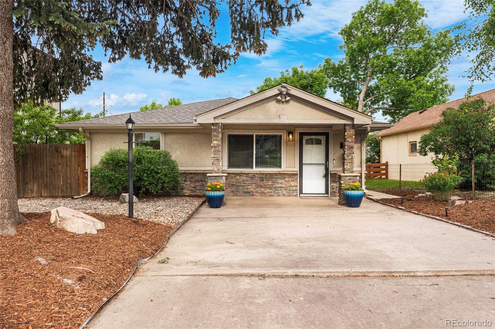 MLS Image #3 for 404 s jasmine street,denver, Colorado