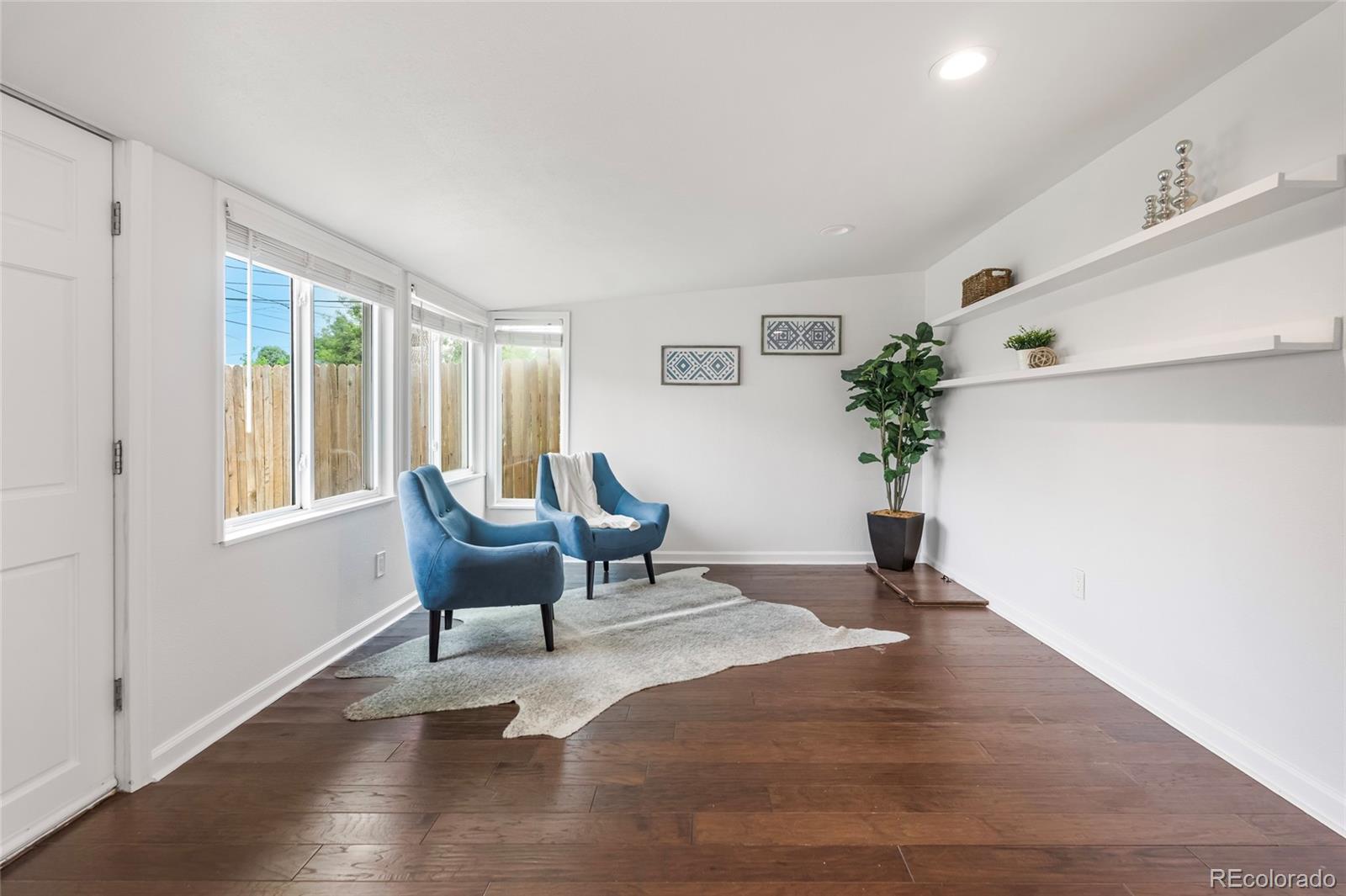 MLS Image #4 for 404 s jasmine street,denver, Colorado