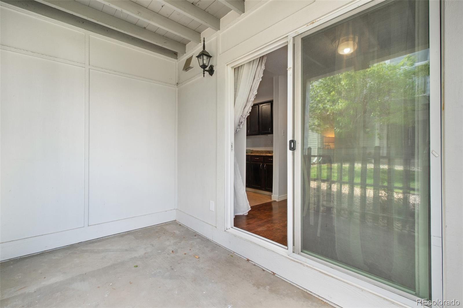 MLS Image #13 for 3341 s monaco parkway,denver, Colorado