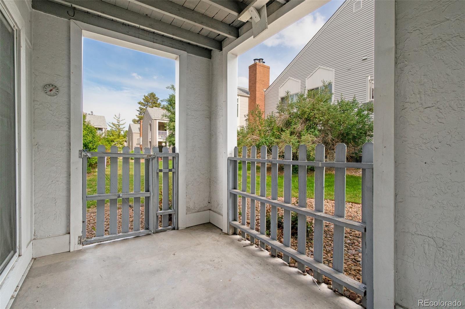 MLS Image #14 for 3341 s monaco parkway,denver, Colorado