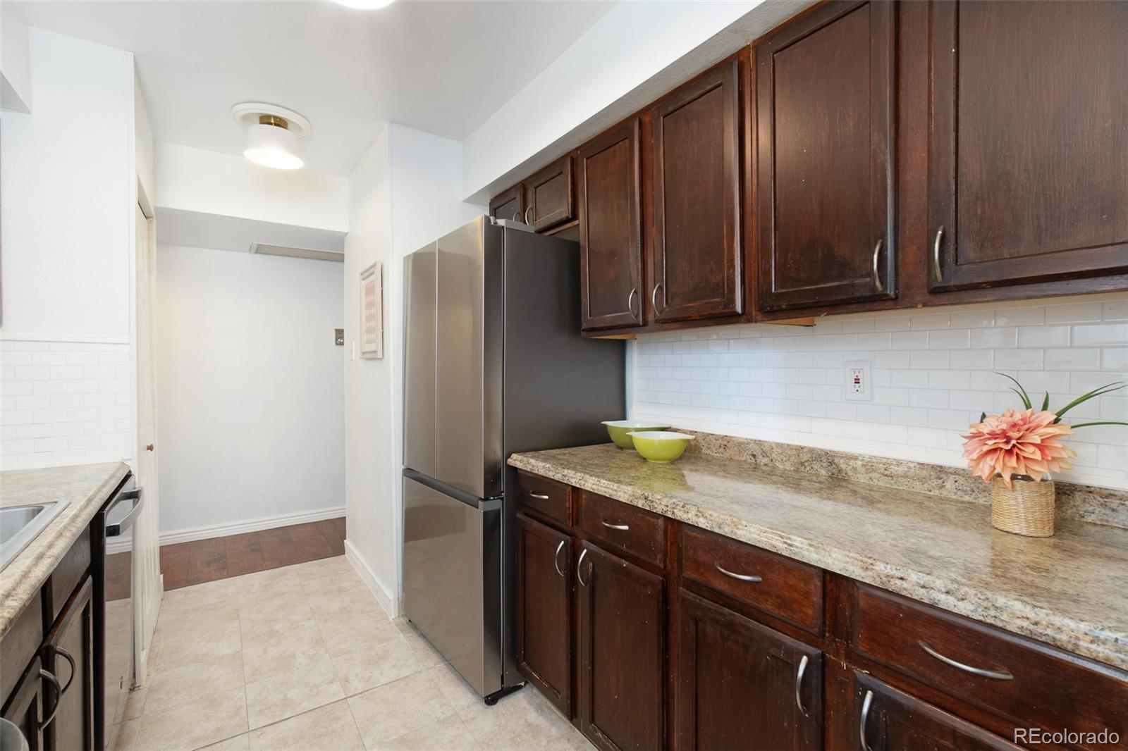 MLS Image #8 for 3341 s monaco parkway,denver, Colorado