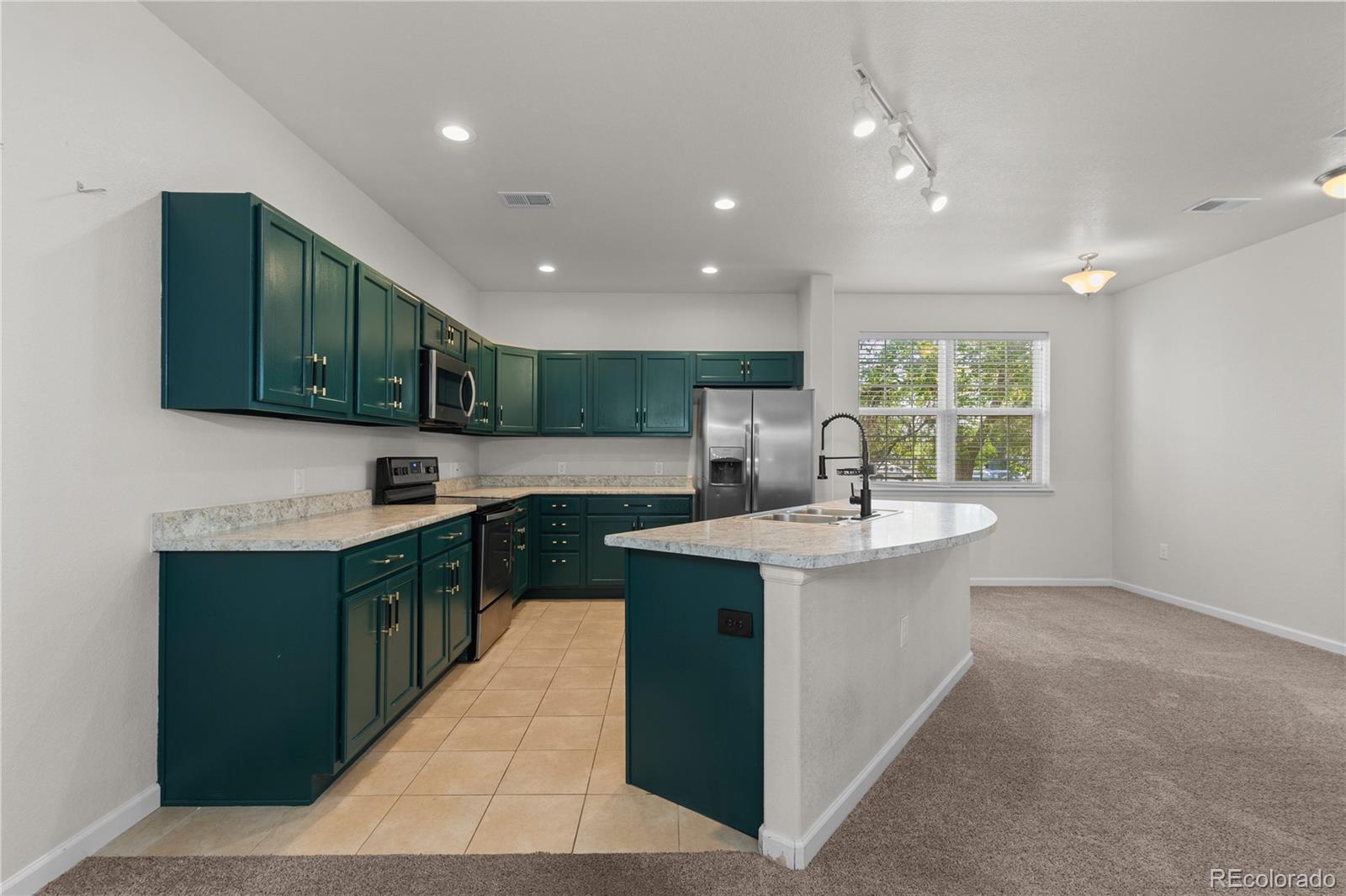 MLS Image #12 for 10578 e jewell avenue ,aurora, Colorado