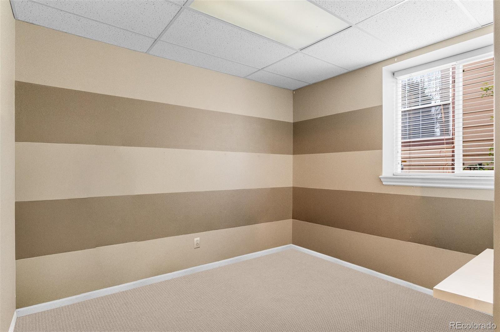 MLS Image #23 for 8864 s field court,littleton, Colorado