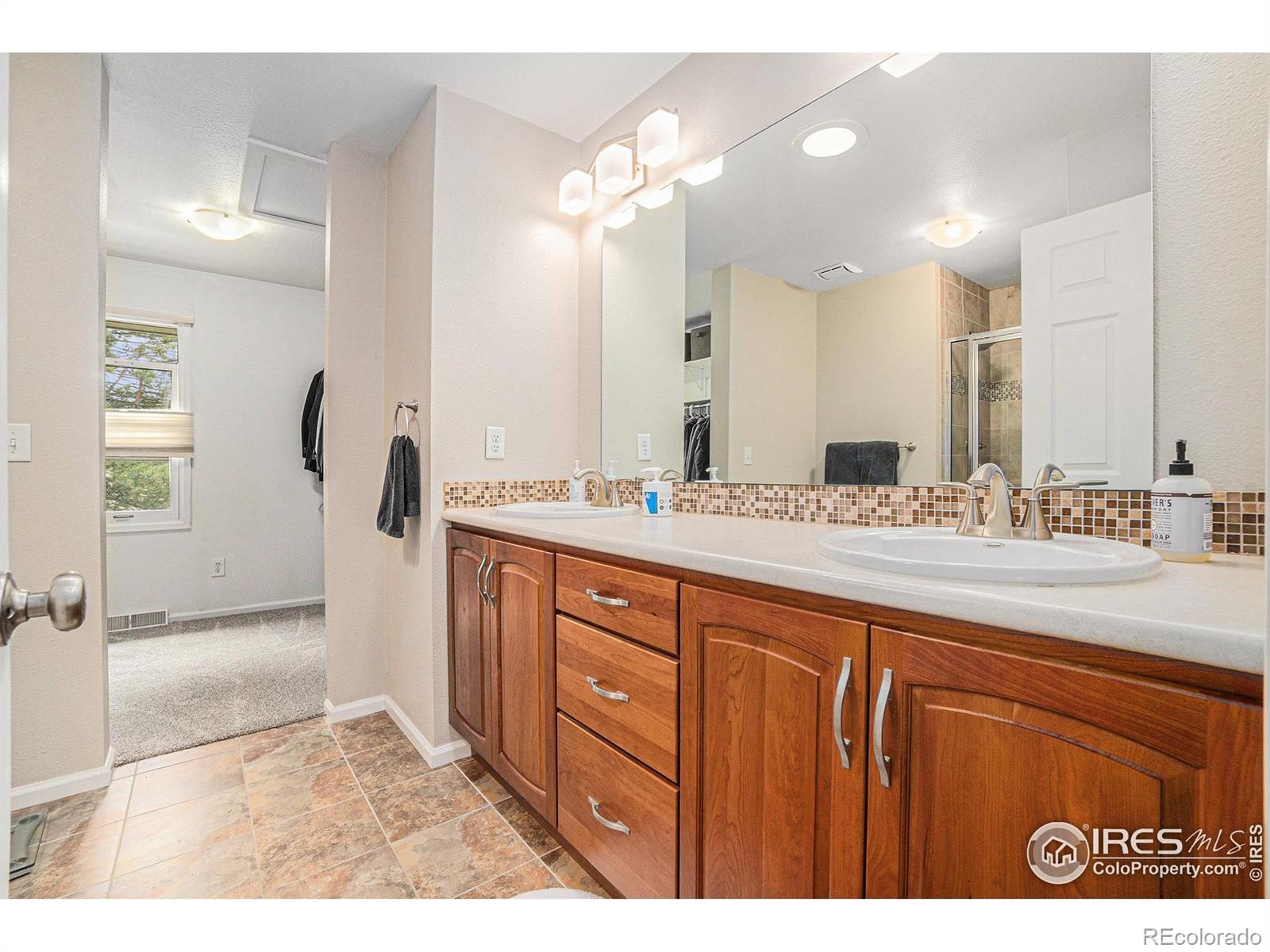 MLS Image #16 for 1119  oakmont court,fort collins, Colorado