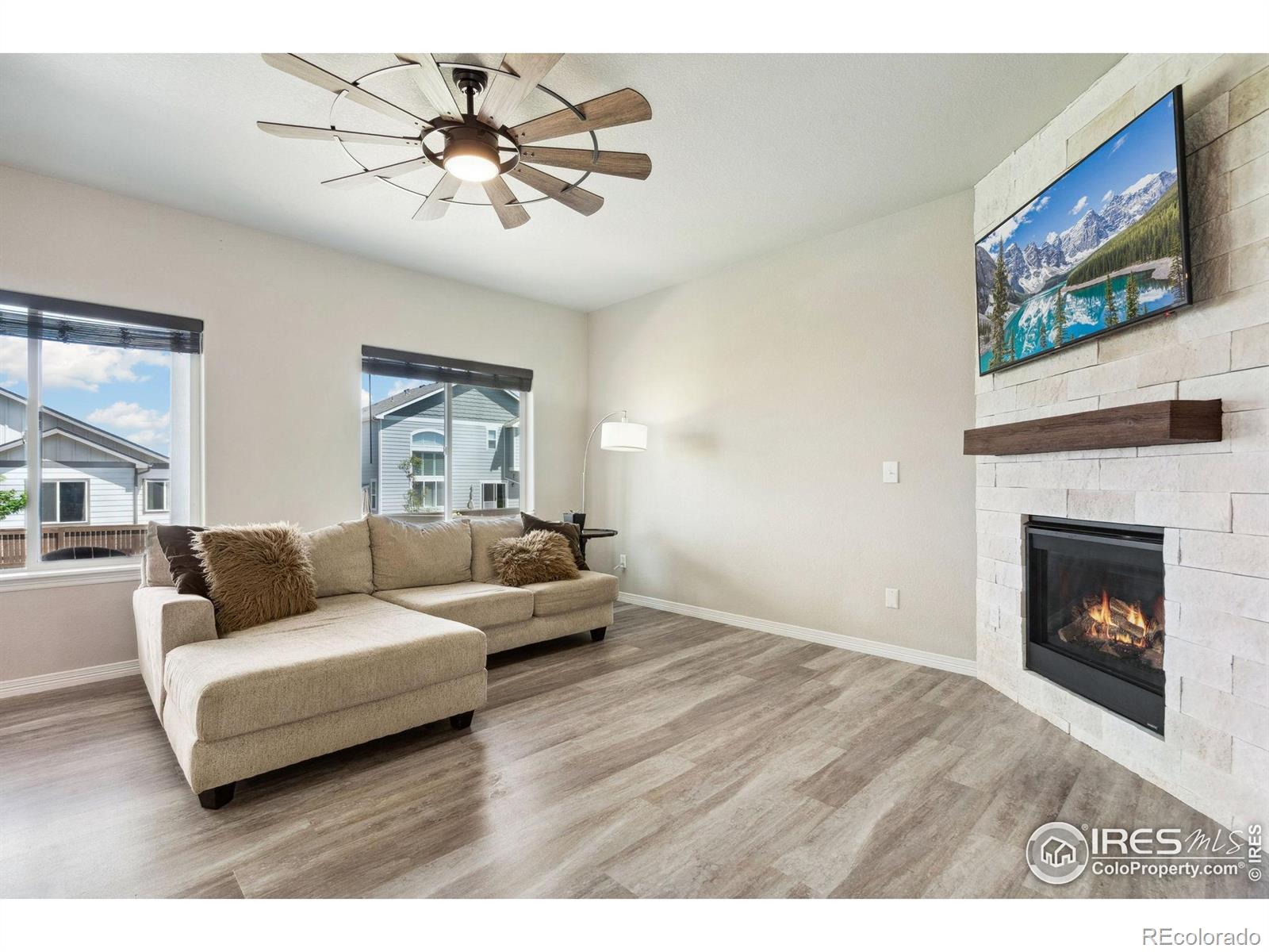 MLS Image #4 for 5433  segundo drive,loveland, Colorado