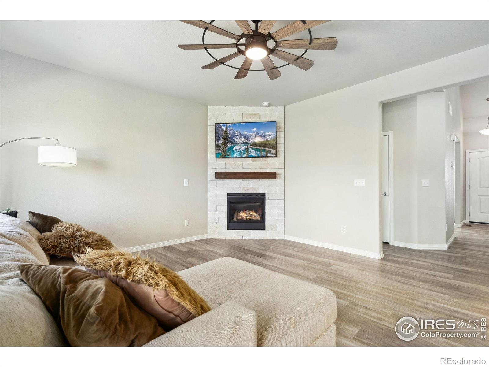 MLS Image #5 for 5433  segundo drive,loveland, Colorado