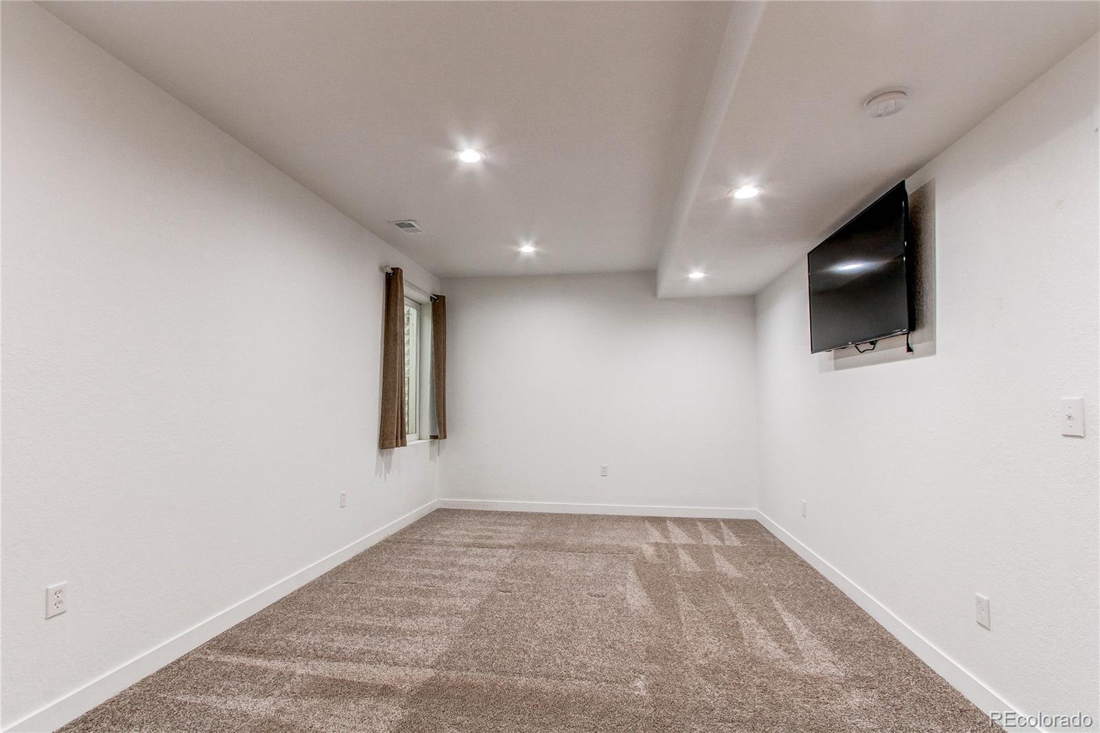 MLS Image #38 for 895  antelope drive,bennett, Colorado