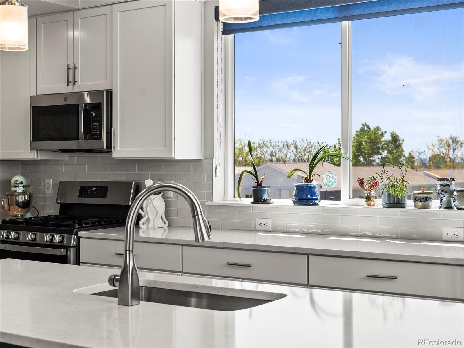 MLS Image #6 for 6162 w 28th court,edgewater, Colorado