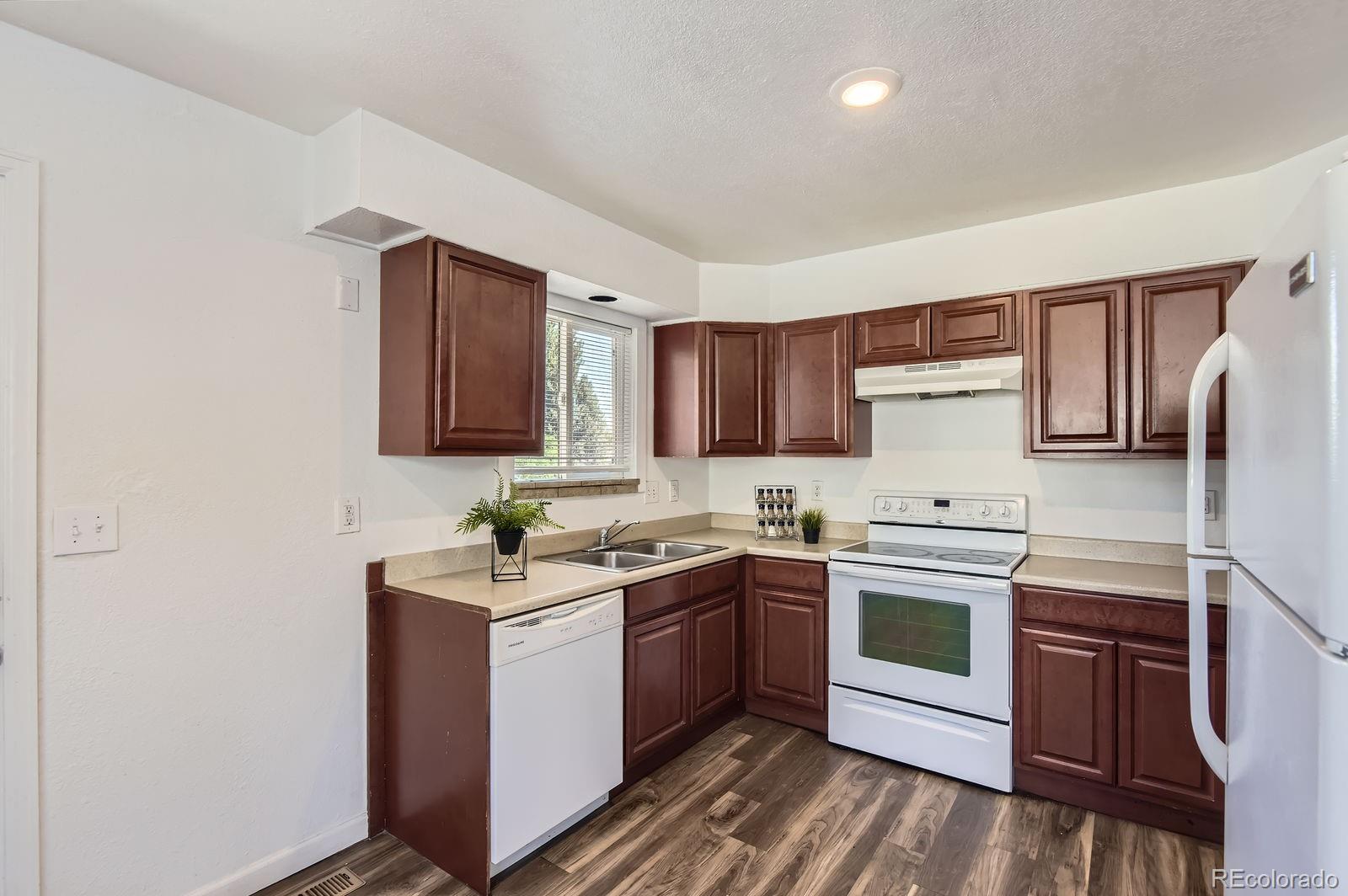 MLS Image #3 for 2060 w iliff avenue,englewood, Colorado