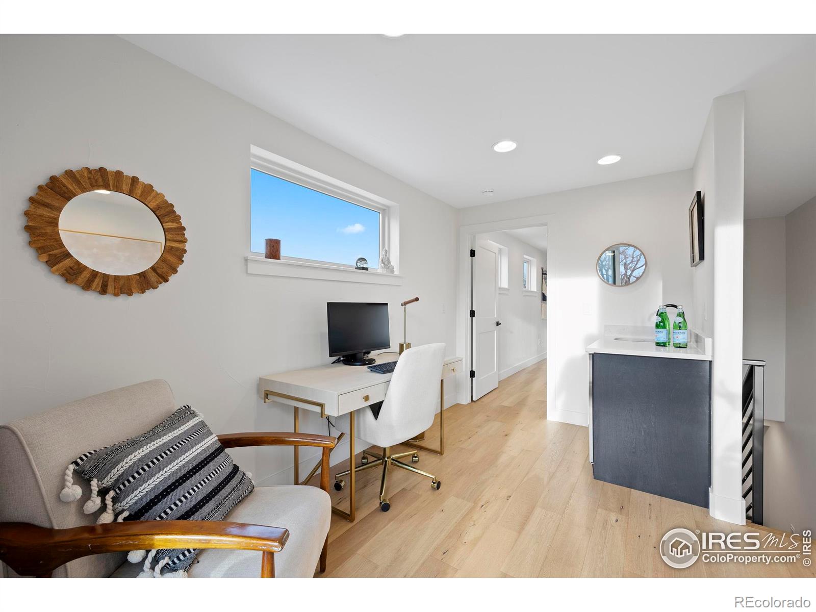 MLS Image #22 for 2248 s lincoln street,denver, Colorado