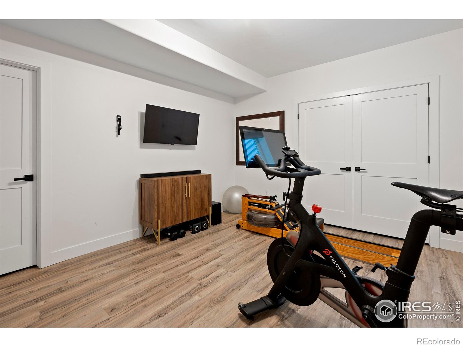 MLS Image #28 for 2248 s lincoln street,denver, Colorado