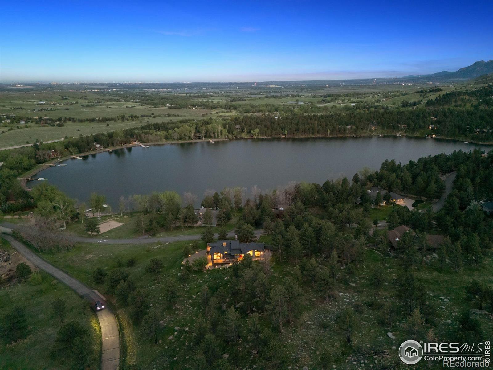 MLS Image #39 for 3021 n lakeridge trail,boulder, Colorado