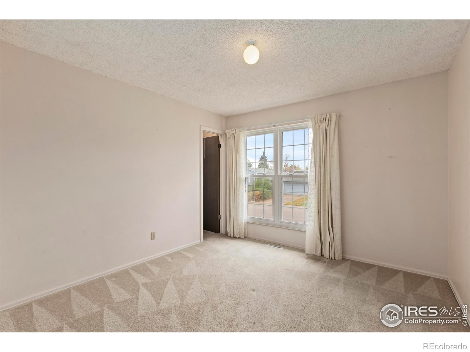 MLS Image #15 for 418  guillemont street,fort collins, Colorado