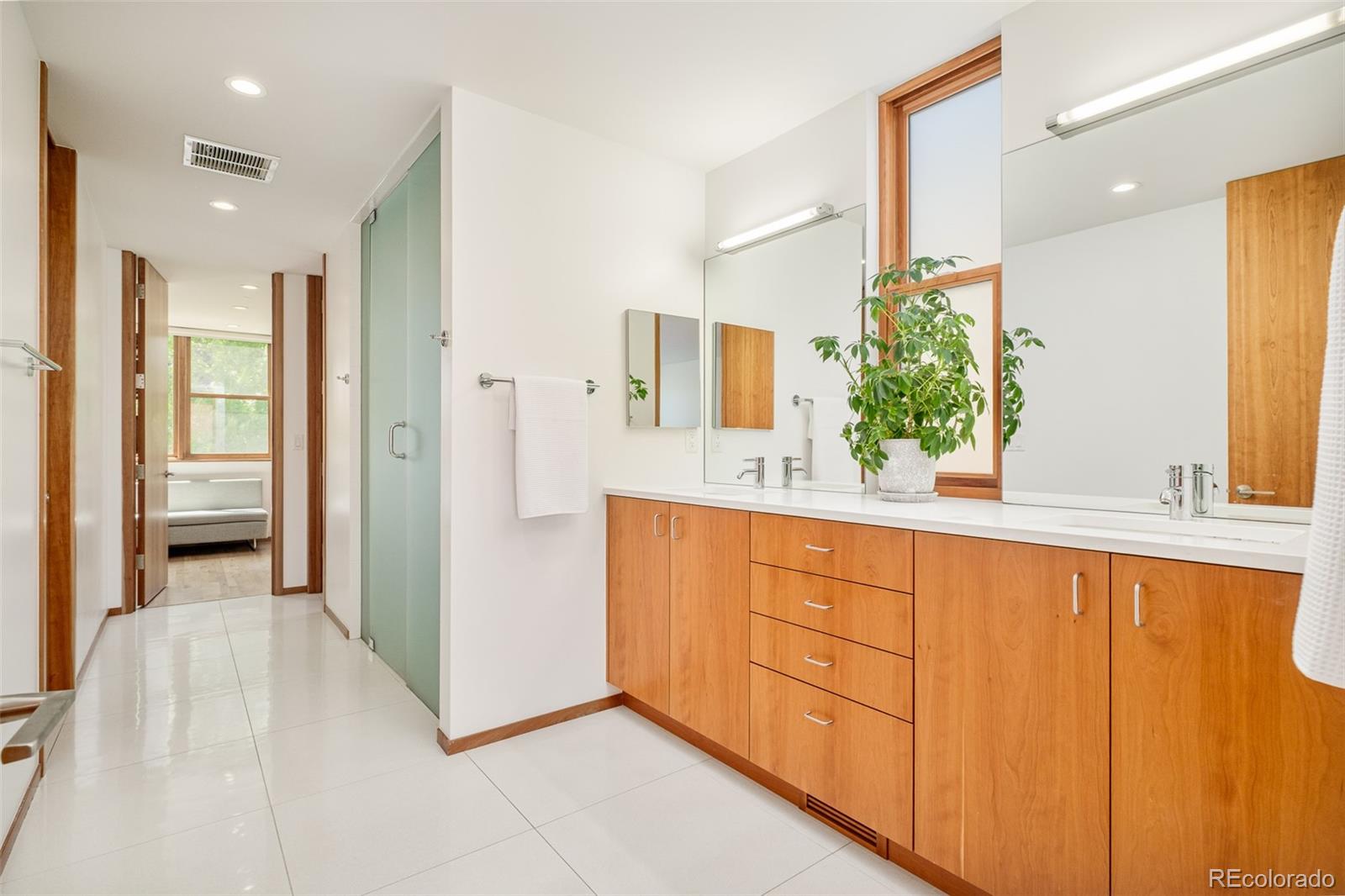 MLS Image #15 for 1188 s sherman street,denver, Colorado