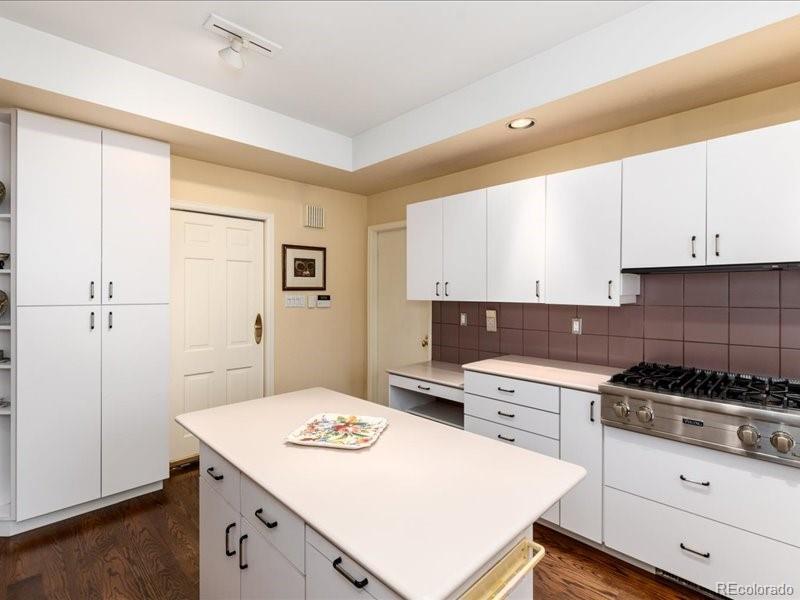 MLS Image #18 for 2552 e alameda avenue,denver, Colorado