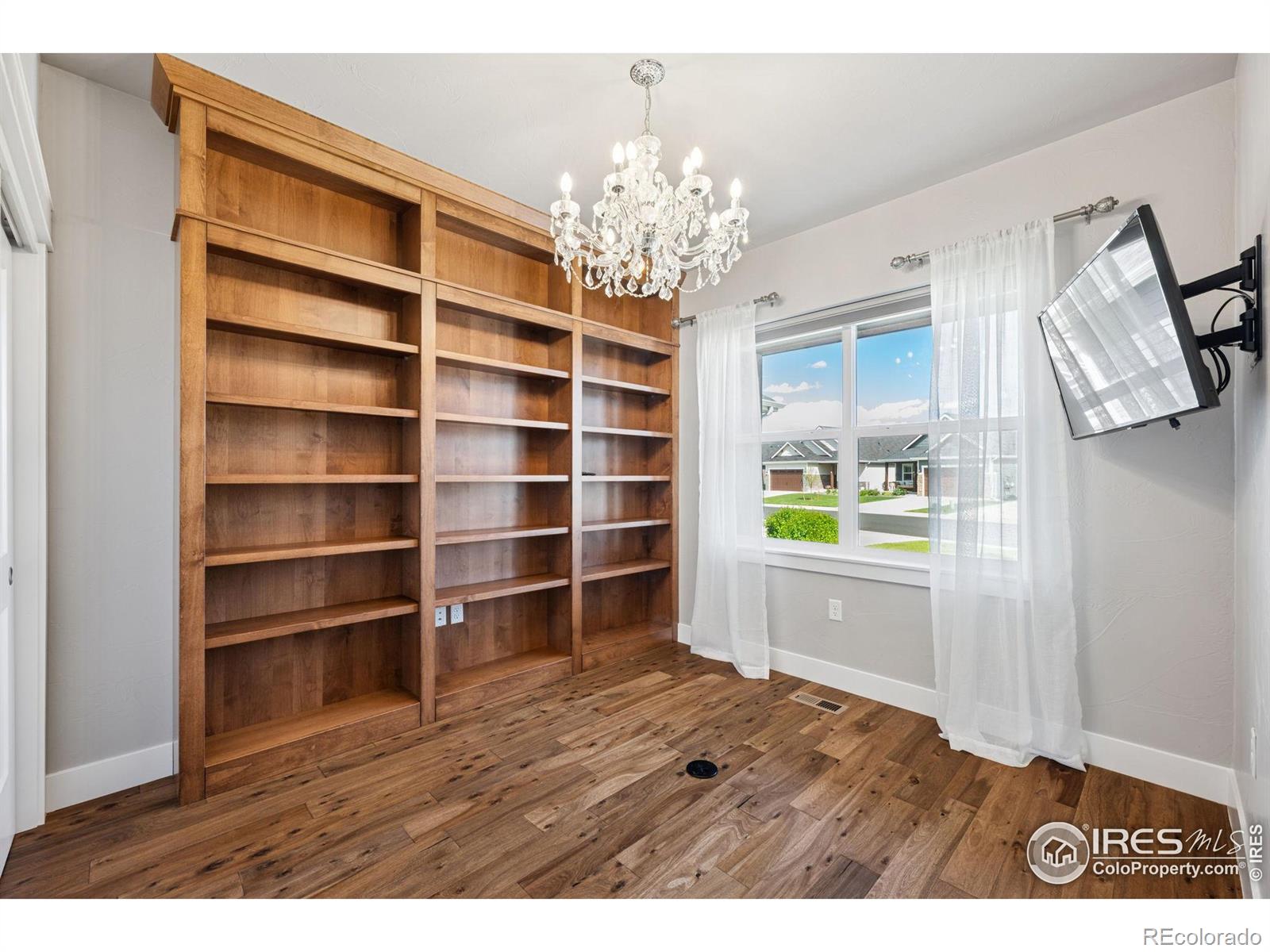 MLS Image #22 for 1948  tidewater lane,windsor, Colorado
