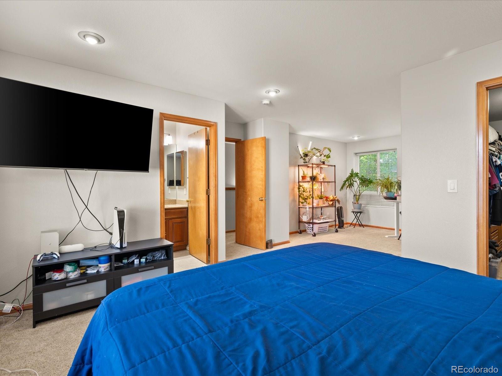 MLS Image #13 for 4111 w kenyon avenue,denver, Colorado