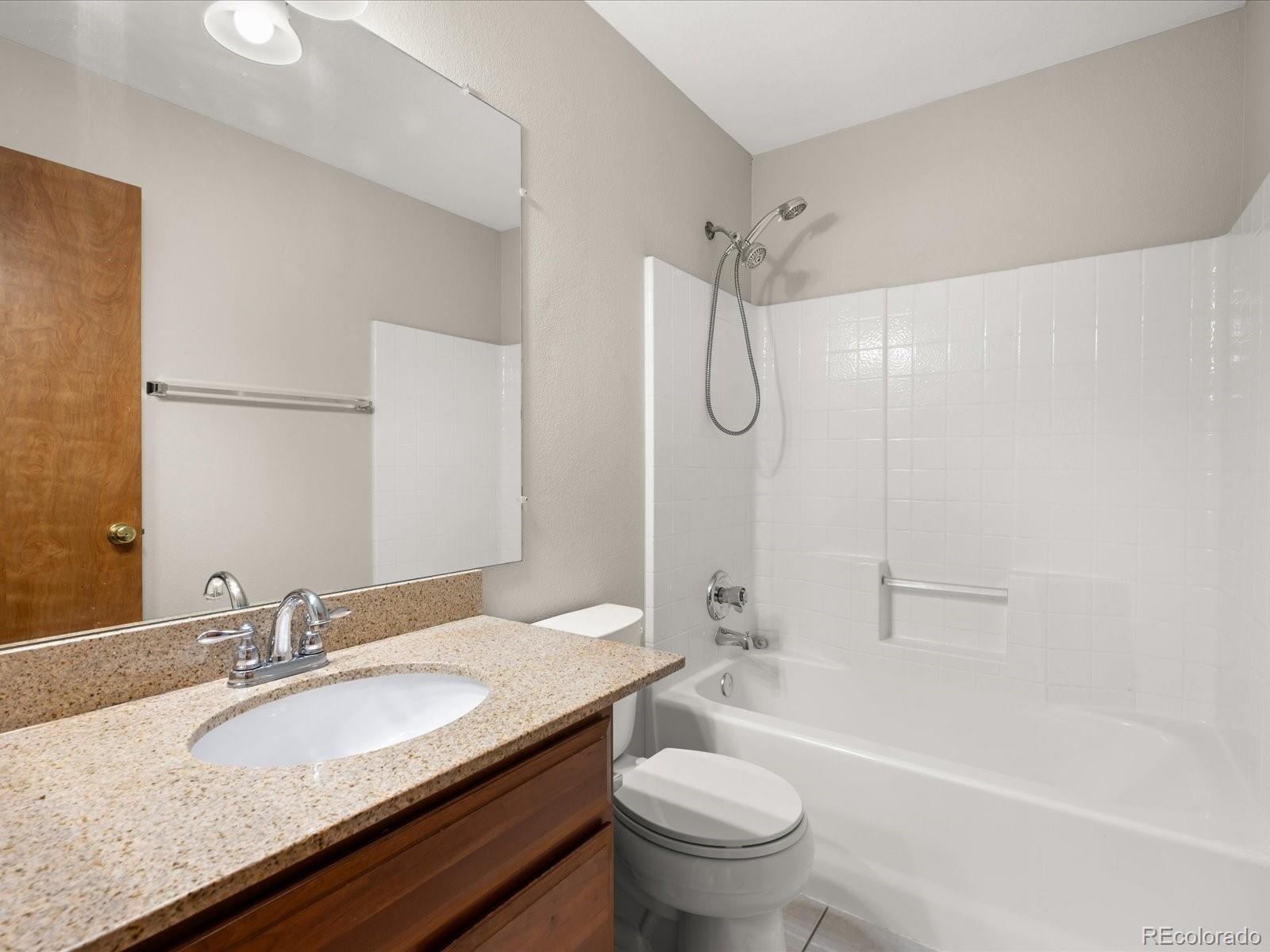 MLS Image #18 for 4111 w kenyon avenue,denver, Colorado