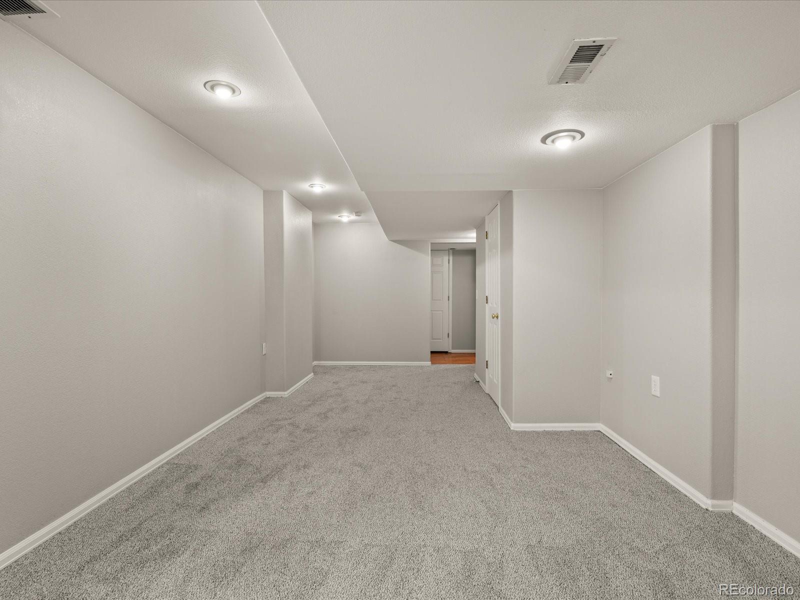 MLS Image #23 for 4111 w kenyon avenue,denver, Colorado