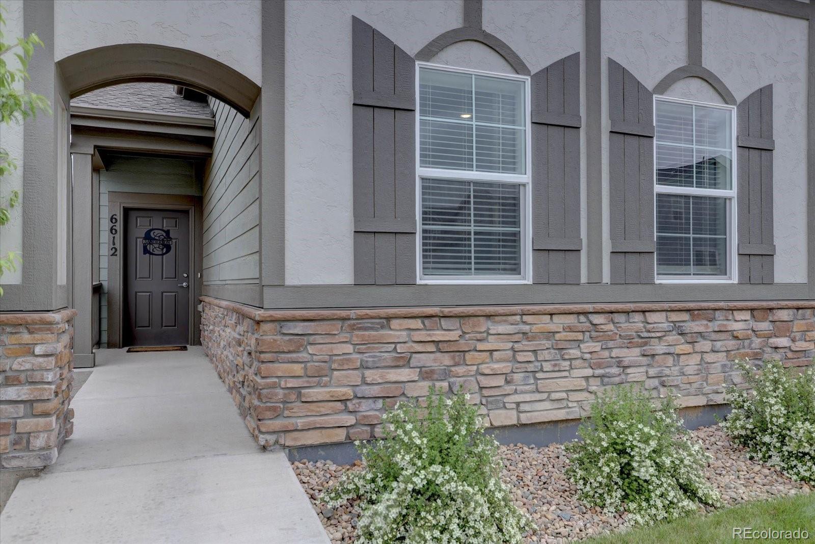 MLS Image #2 for 6612 n ceylon street,denver, Colorado