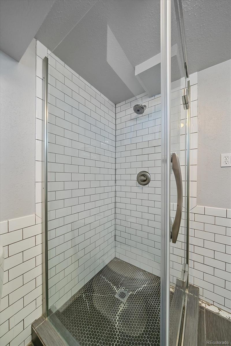 MLS Image #28 for 2065  leyden street,denver, Colorado