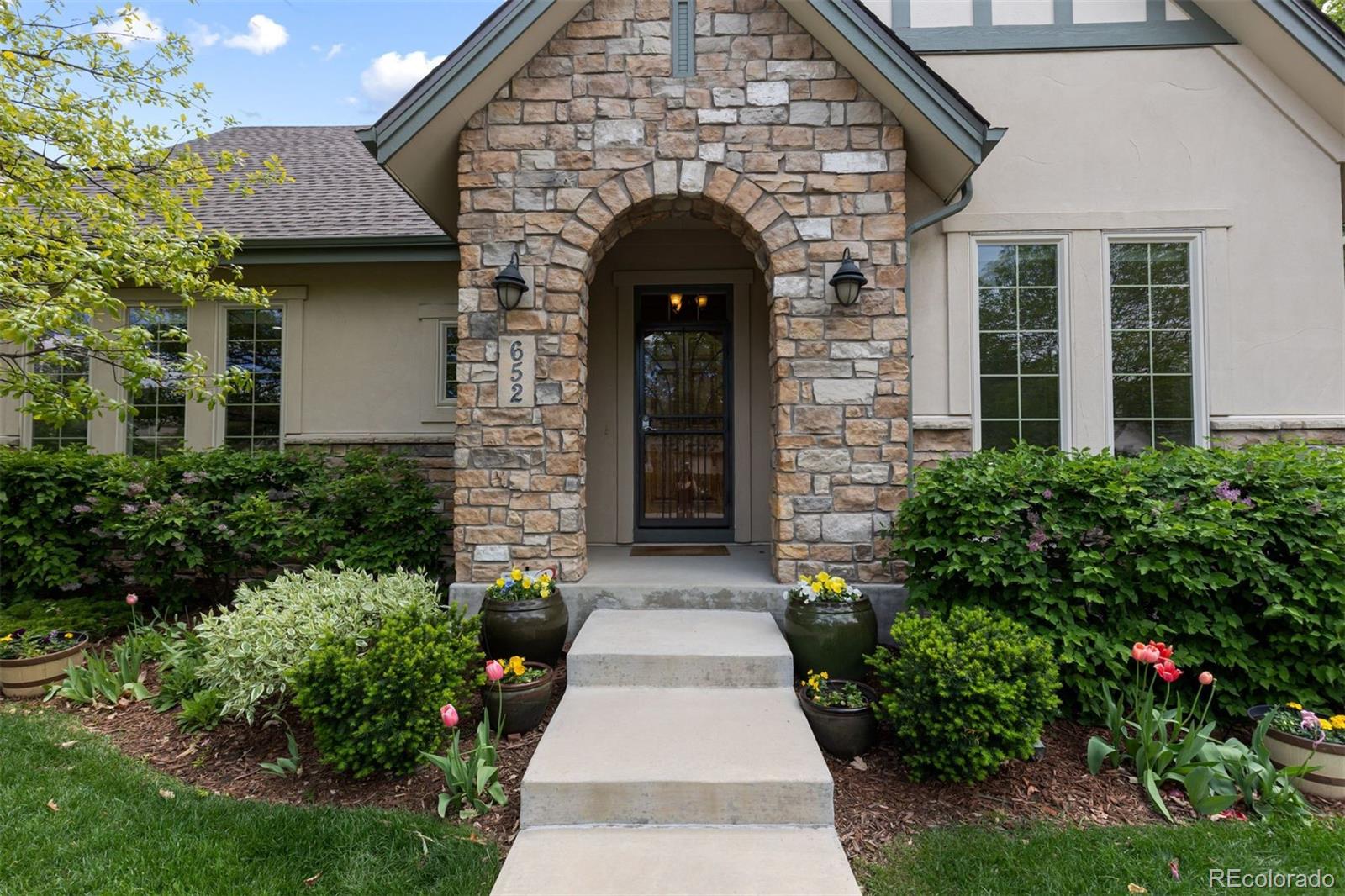 MLS Image #1 for 652  ulster way,denver, Colorado