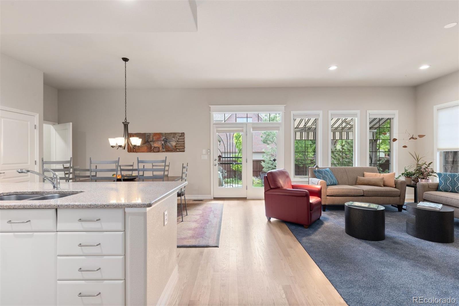 MLS Image #11 for 652  ulster way,denver, Colorado