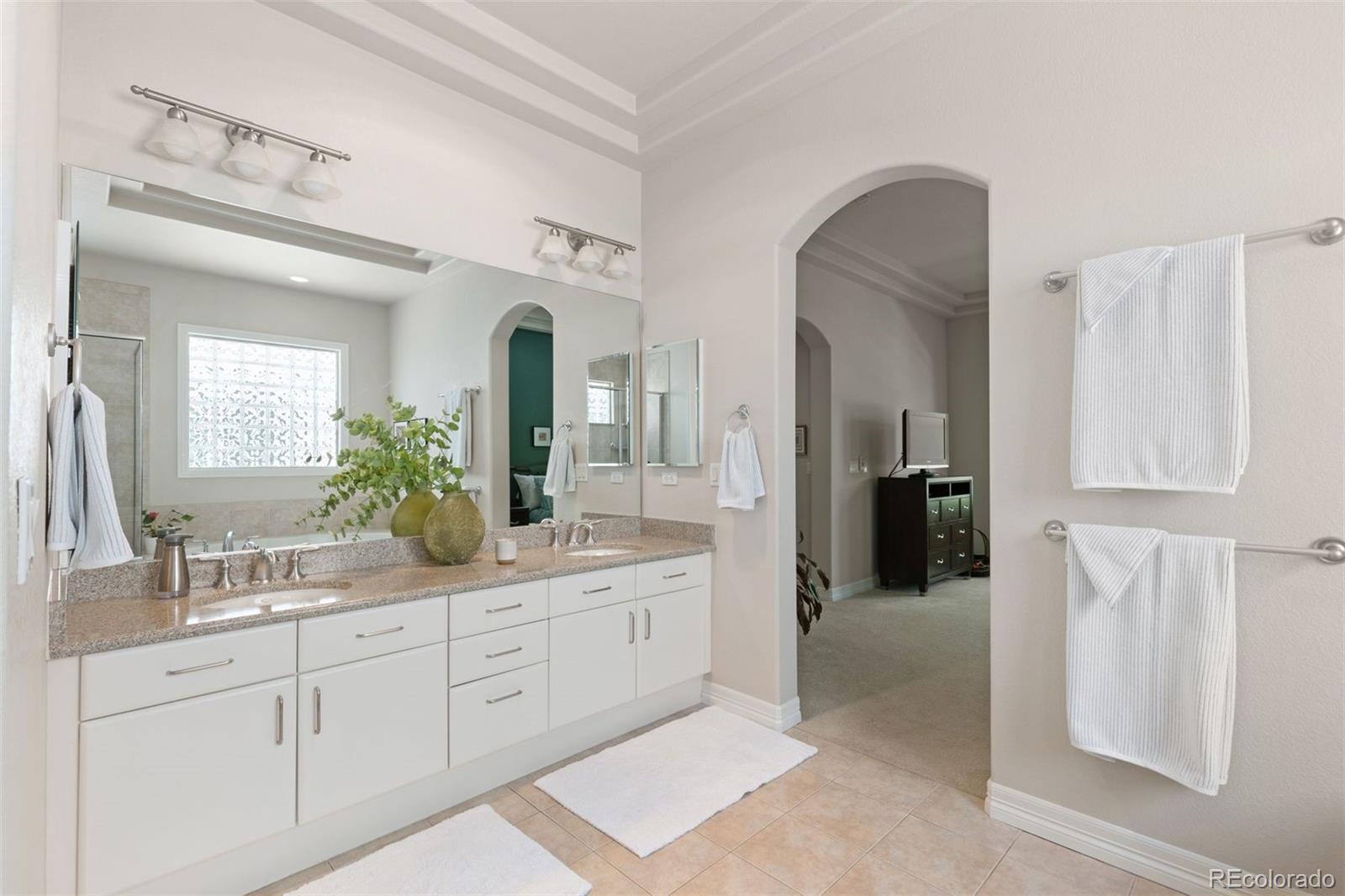 MLS Image #30 for 652  ulster way,denver, Colorado