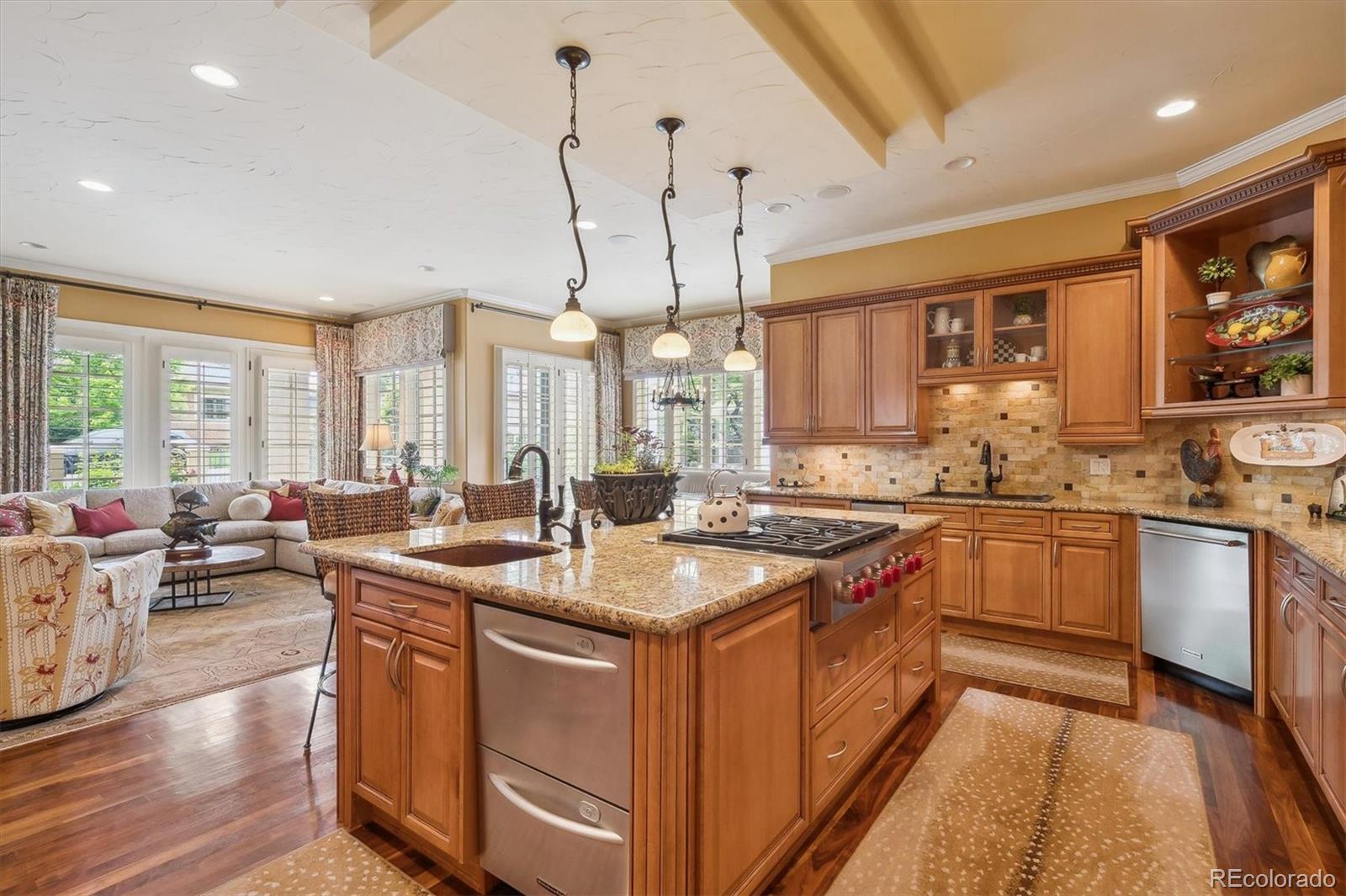 MLS Image #18 for 5335 e 2nd avenue,denver, Colorado