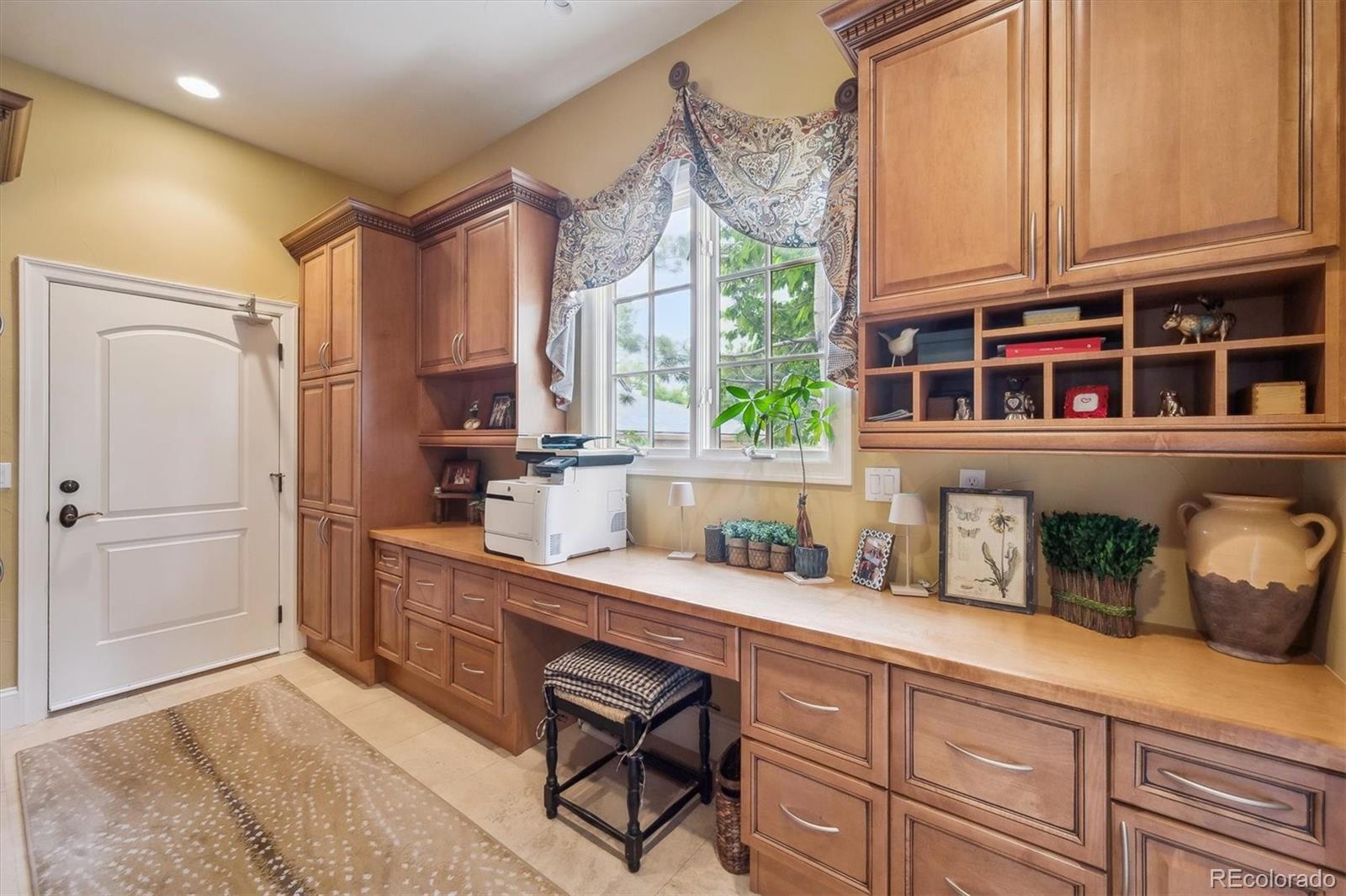MLS Image #21 for 5335 e 2nd avenue,denver, Colorado