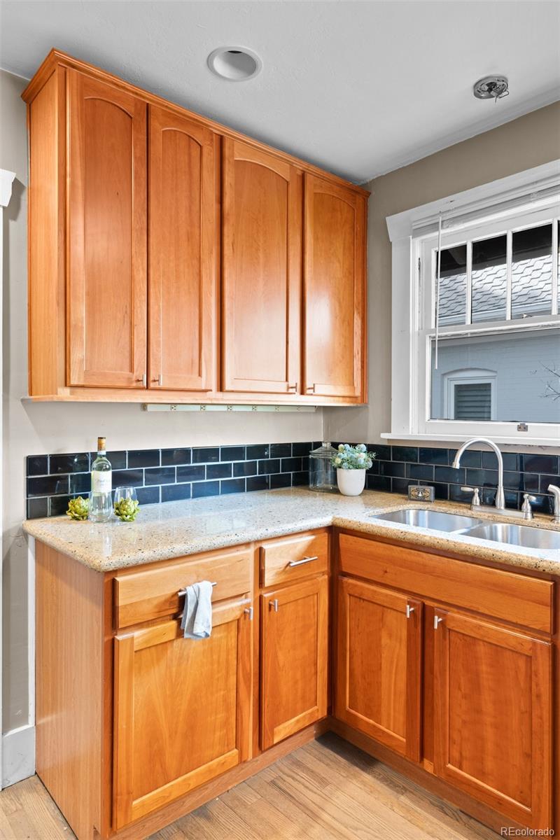 MLS Image #15 for 2271  holly street,denver, Colorado