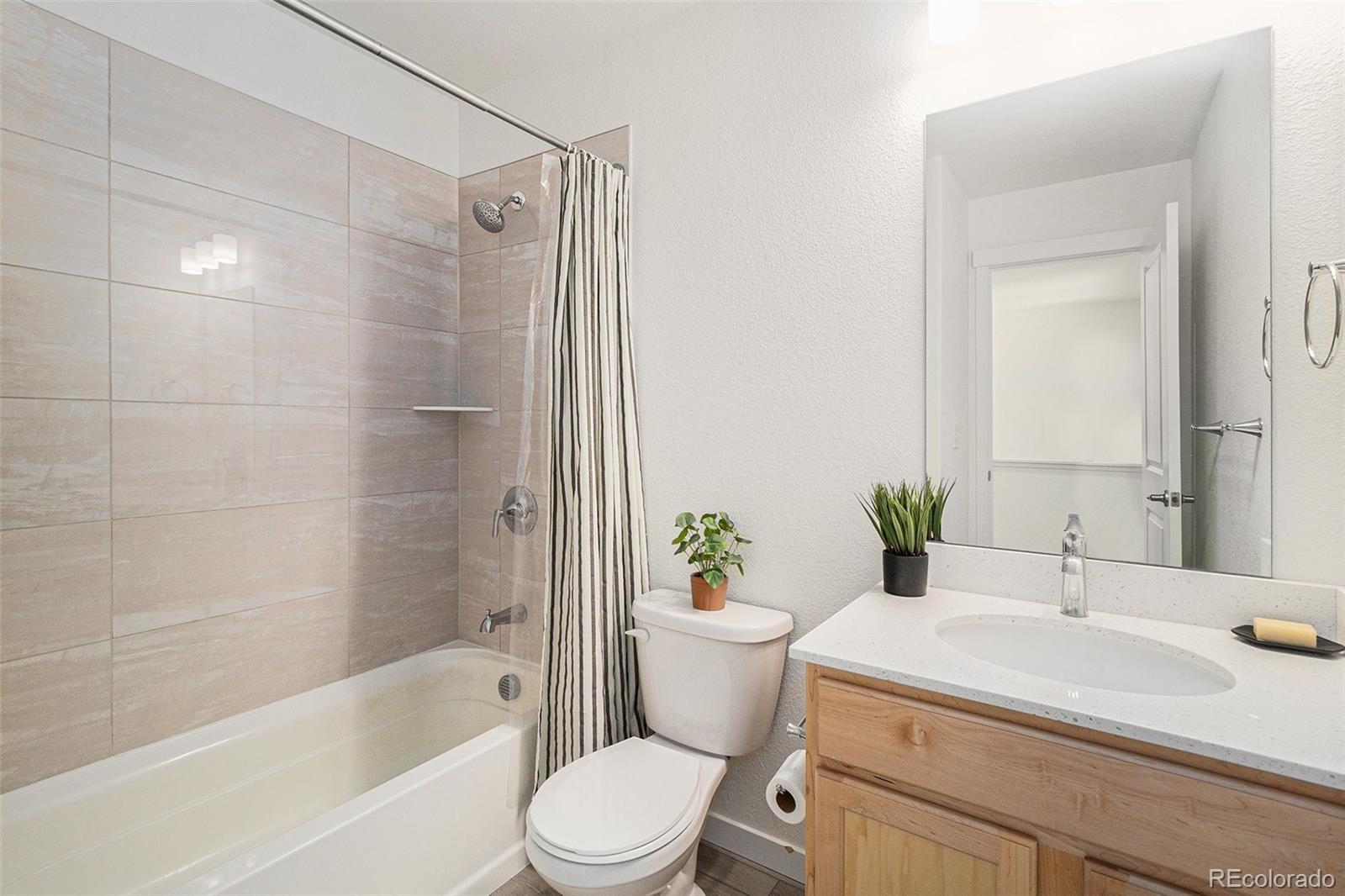 MLS Image #17 for 9757  ash lane,thornton, Colorado